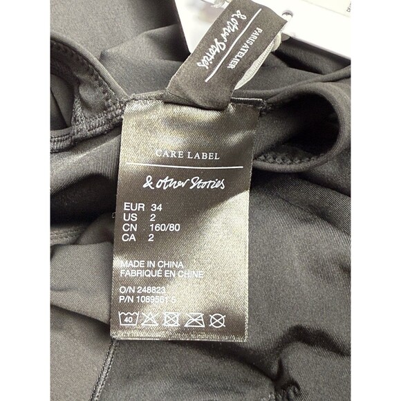 & Other Stories Ruffle Shoulder Plunge Neck One Piece Swimsuit In Black Sz 2 New - Picture 8 of 9